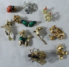 11 Animal Pins