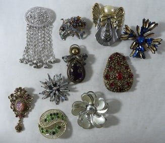 10 Large Brooches