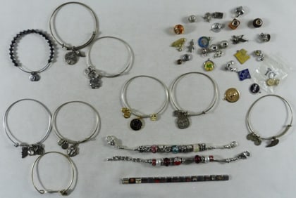 (12) Bracelets With Charms