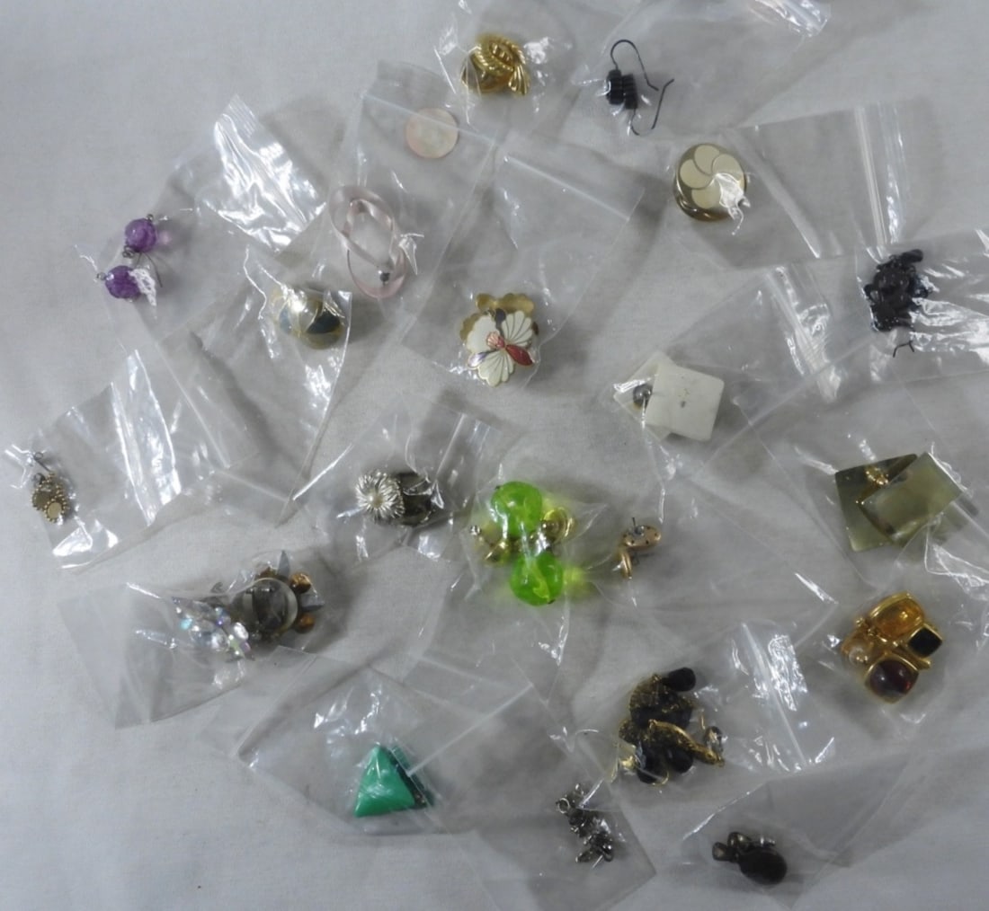 (20) Pairs Of Post Earrings: Bid Today