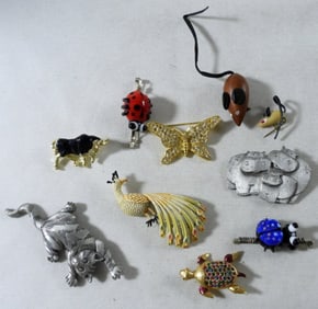 10 Animal Pins/Brooches