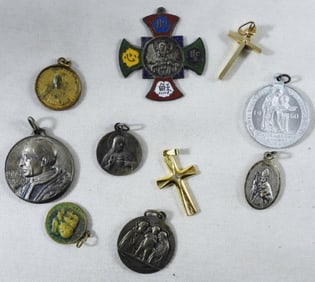 10 Religious Pendants