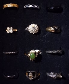 12 Mixed-Tone Rings