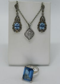 Gorgeous Blue Topaz 925 Ring, Earrings +