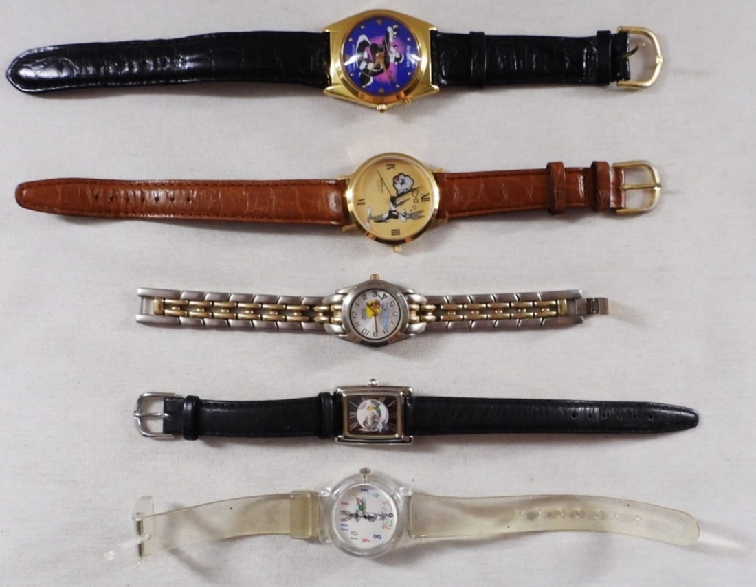 (5) Loony Toon Watches: Watches are not verified, authenticated, or tested in running condition unless specified. Glass face is popped off ( Needs repaired has glass with it)