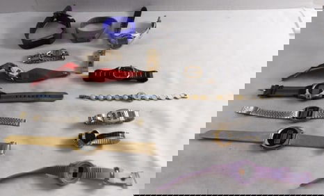 (14) Digital Watches