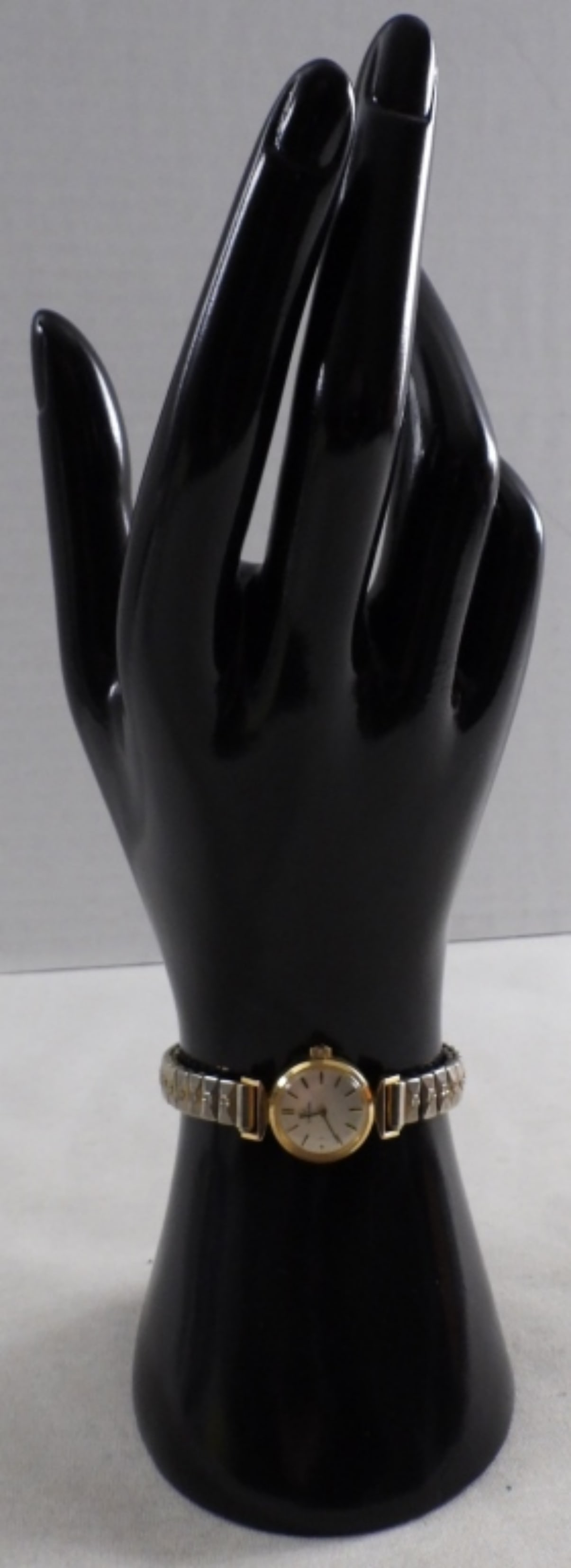 Ladies' Omega Watch: Watches are not verified, authenticated, or tested in running condition unless specified