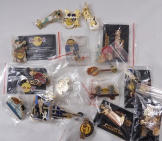 (16) Hard Rock Cafe© Pins