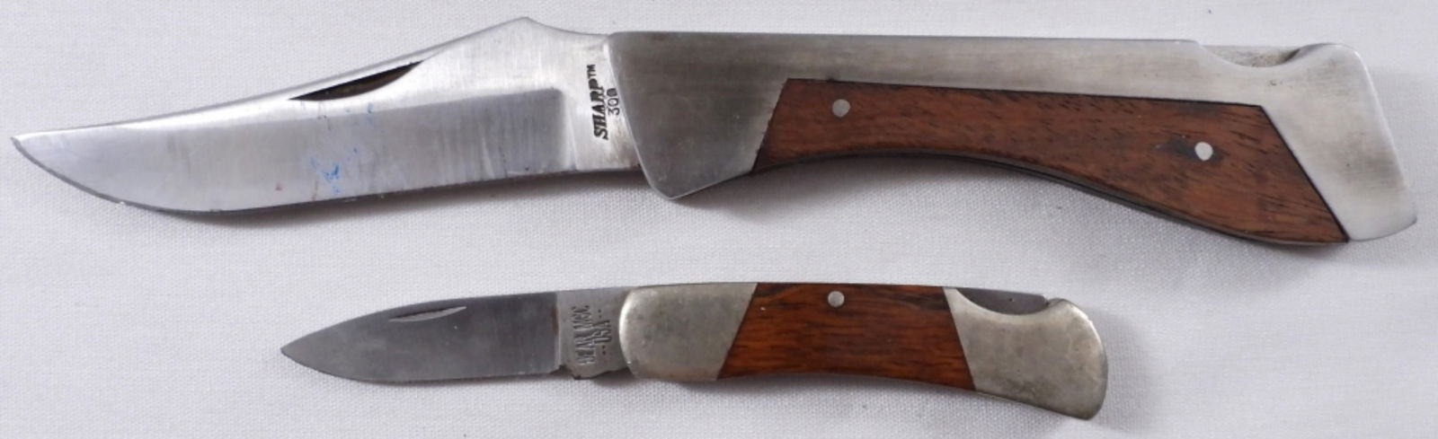 (2) Lockback Pocket Knives (1 of 4)