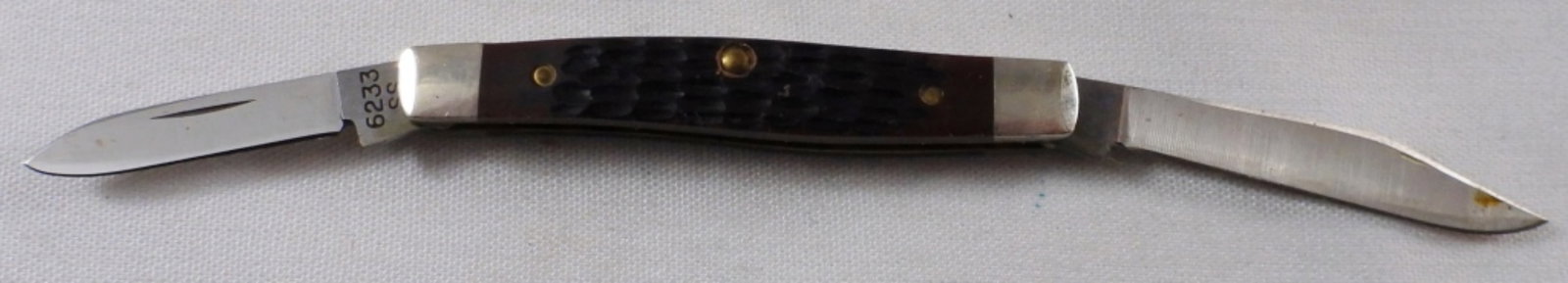 Case XX 6233 SS Two-Blade Pocket Knife (1 of 5)