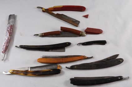 Razor Lot Broken For Repair