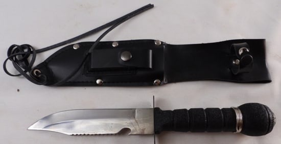 Stainless Steel Survival Knife In Sheath