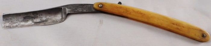 Antique Wade & Butcher Sheffield Razor
