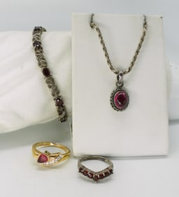Garnet & Ruby Colored Gemstone 925 Jewelry