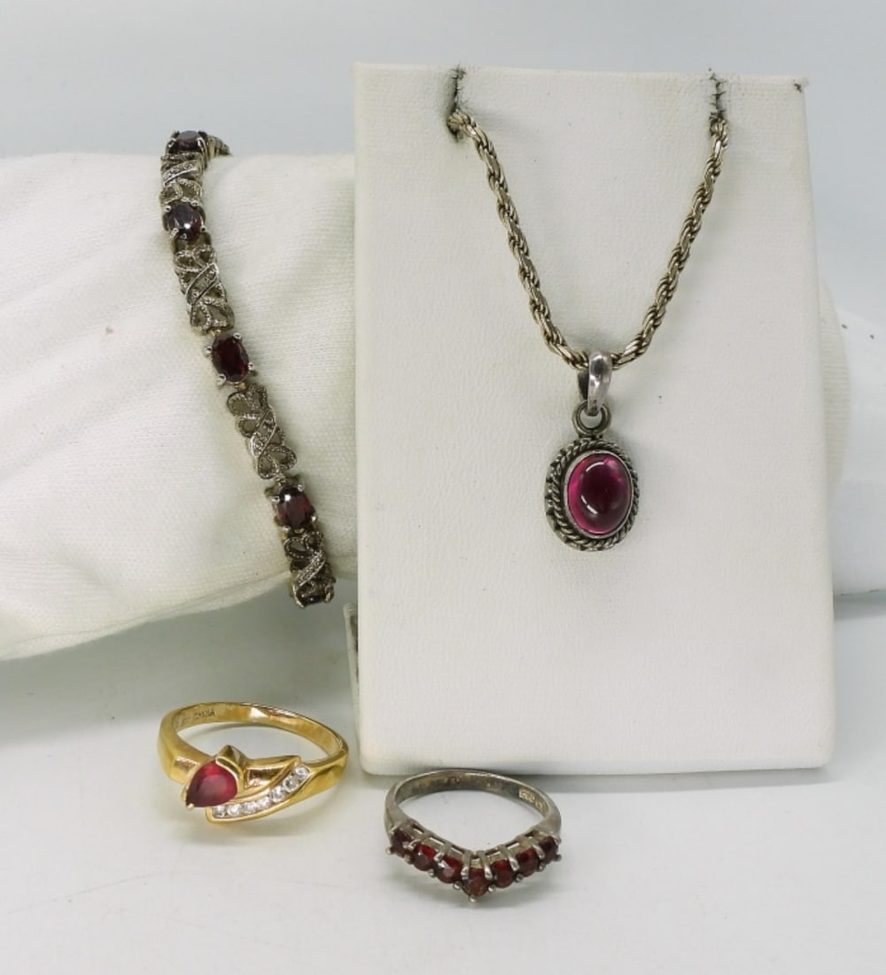Garnet & Ruby Colored Gemstone 925 Jewelry (1 of 1)