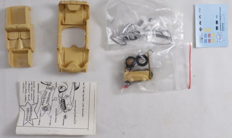 Provence Moulage 1/43 Model Kit Corvette