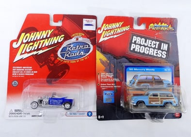 (2) Johnny Lightning New In Box Cars 2002/05