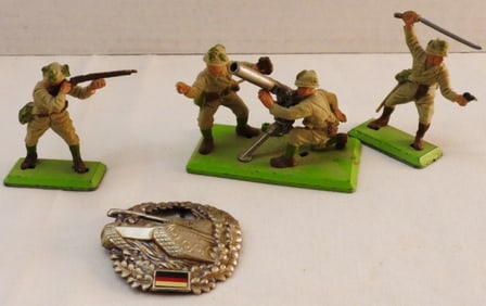 (4) Britain's LTD Deetail & Badge