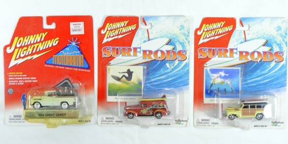 3 Johnny Lightning Cars