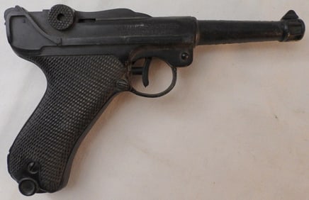 German Luger Knickerbocker  Squirt Gun