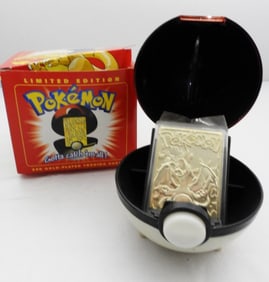 Charizard 23K Gold Plated Trading Card