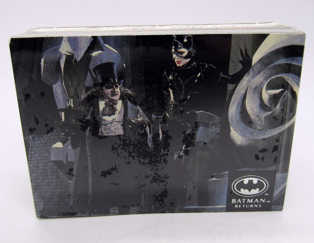 (100) TOPPS Batman Returns 1992 Cards (1 of 3)