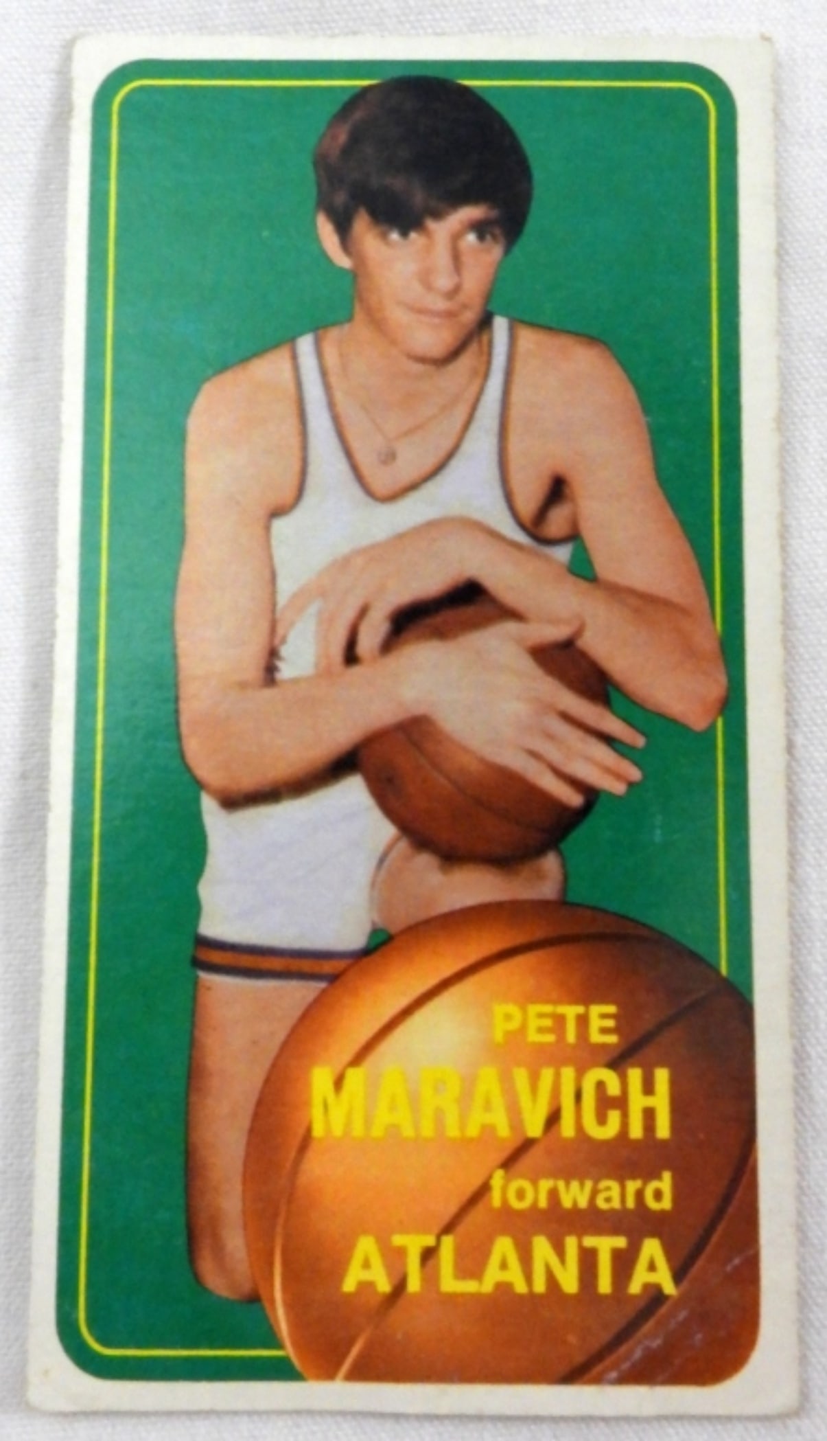 TOPPS Basketball Card Pete Maravich: Visit us on Facebook!