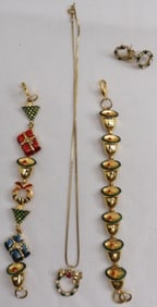 (4) Piece Festive Set