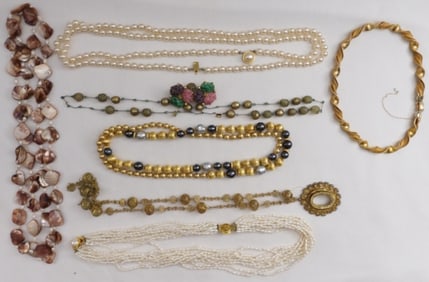 (7) Chunky Necklaces