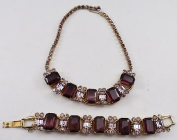 Matching Necklace & Bracelet Set