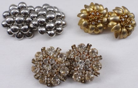 (3) Vintage Clip Of Earrings