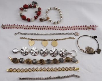 (10) Chunky Bracelets