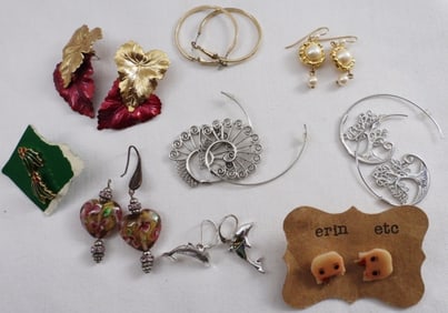 (9) Pairs of Earrings