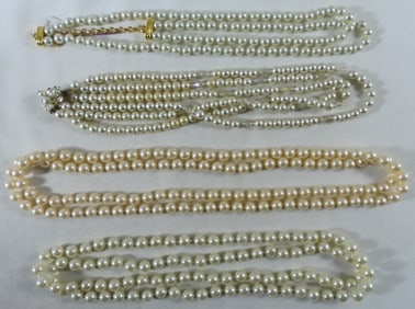 4 Faux Pearl Necklace