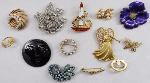 (12) Different Brooches