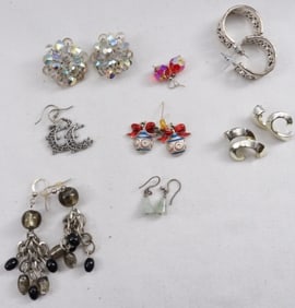 (8) Pairs of Earrings