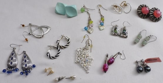(14) Silver-Toned Pairs of Earrings