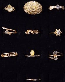 (10) Gold-Tone Rings