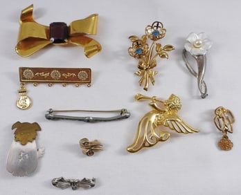 (10) Brooches