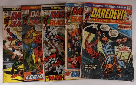 (4) Daredevil & The Black Widow