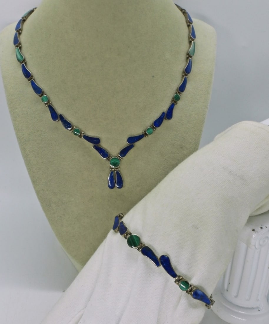 Vintage 925 Malachite & Lapis Lazuli Set: Vintage sterling malachite & lapis lazuli Necklace (18") and matching bracelet, 8". (23.4 dwt)
