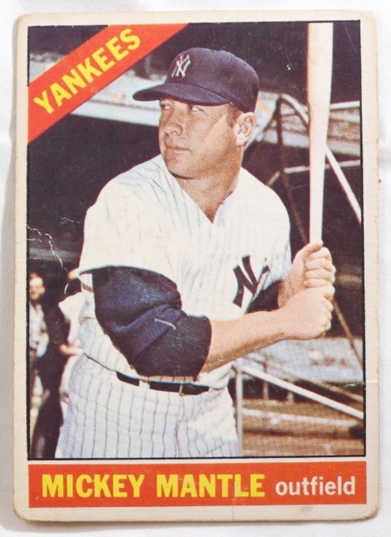 Mickey Mantle TOPPS 50: in good condition