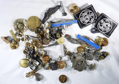 Mixed Lot Of Military Pins