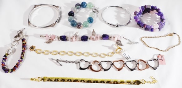 (10) Bracelets