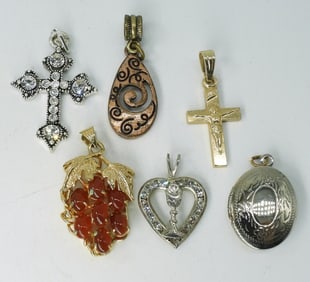 (6) Pendants