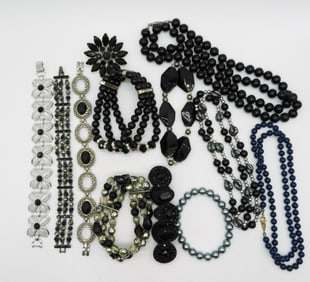 Black & Blue Beautiful Necklace & Braceket Lot