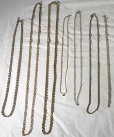 (9) Chain Necklaces