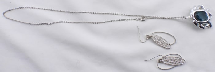 Necklace & Earrings Set