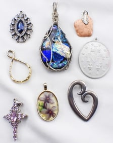 (8) Necklace Charms