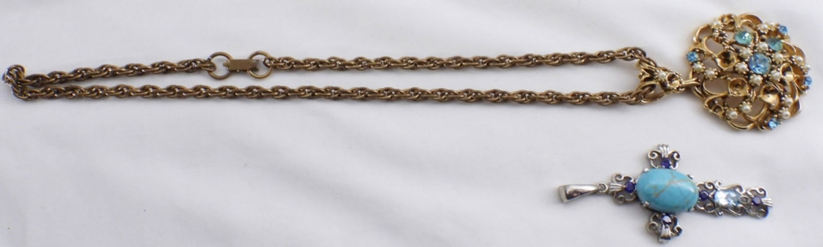 Necklace & Pendant: silver and gold tone but beautiful pieces